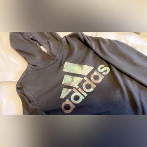 black adidas hoodie, camouflage adidas sign women’s small